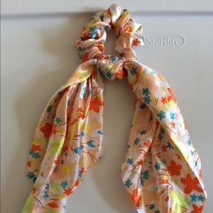 Hair scarf scrunchie